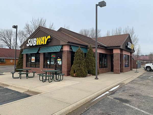 Subway Annandale by GDS Design & Build, Inc.